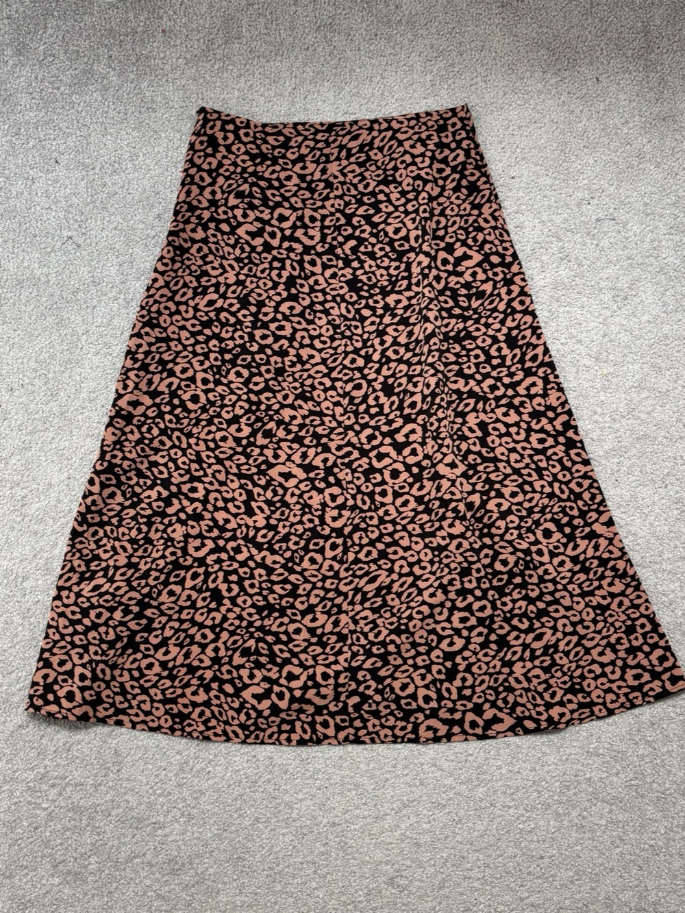 SHEIN Black and Tan Animal Print Midi Skirt with Side Slit
